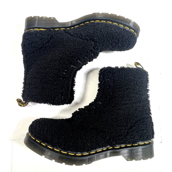 Doc Dr. Martens Women's Faux Fur Shearling Boots Black Size 10 Pascal New WO Box - Picture 11 of 16
